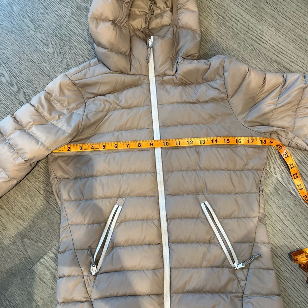 Packable Puffer Jacket - Picture 6 of 7